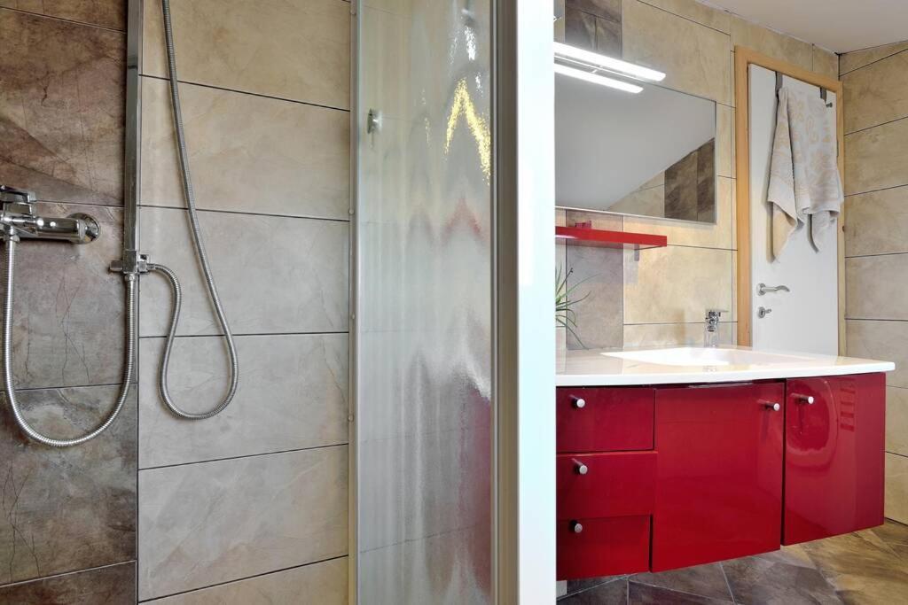 Comfortable Apartment Near Pula Marcana Exterior photo
