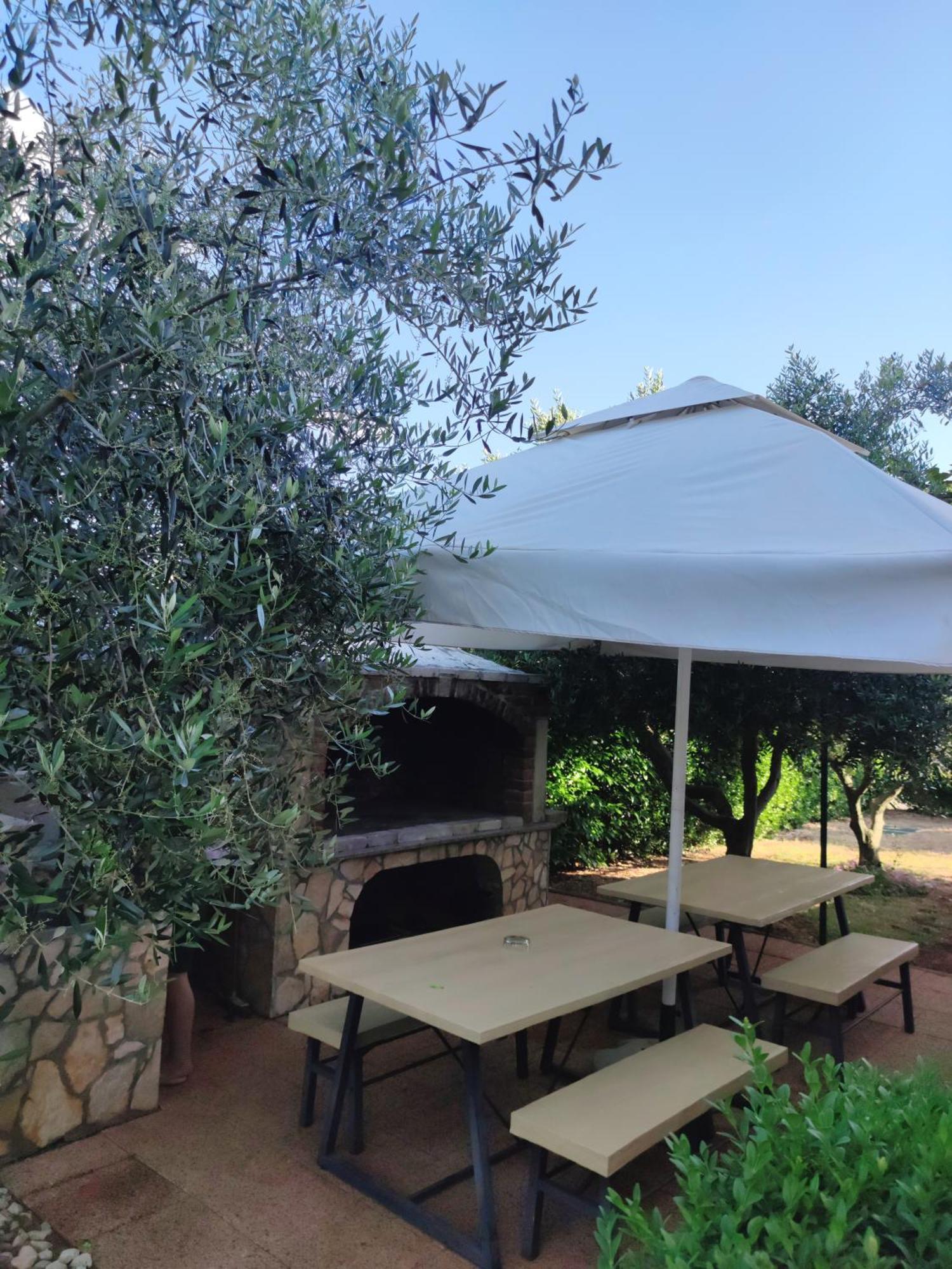 Comfortable Apartment Near Pula Marcana Room photo